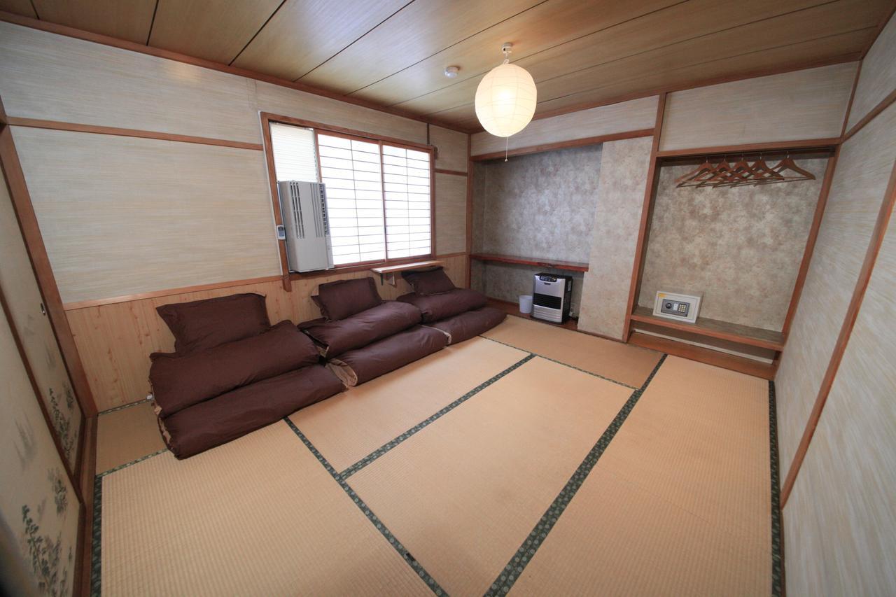 The Takayama Station Hostel Eksteriør billede